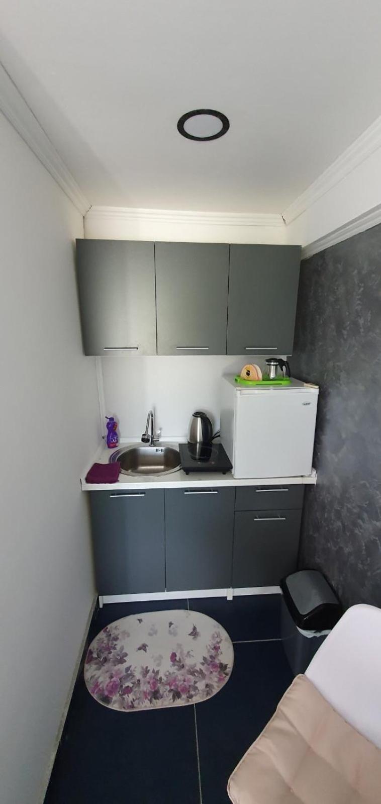 Cozzy Apartment Near The Aiport Podgorica ミトロヴィツァ エクステリア 写真